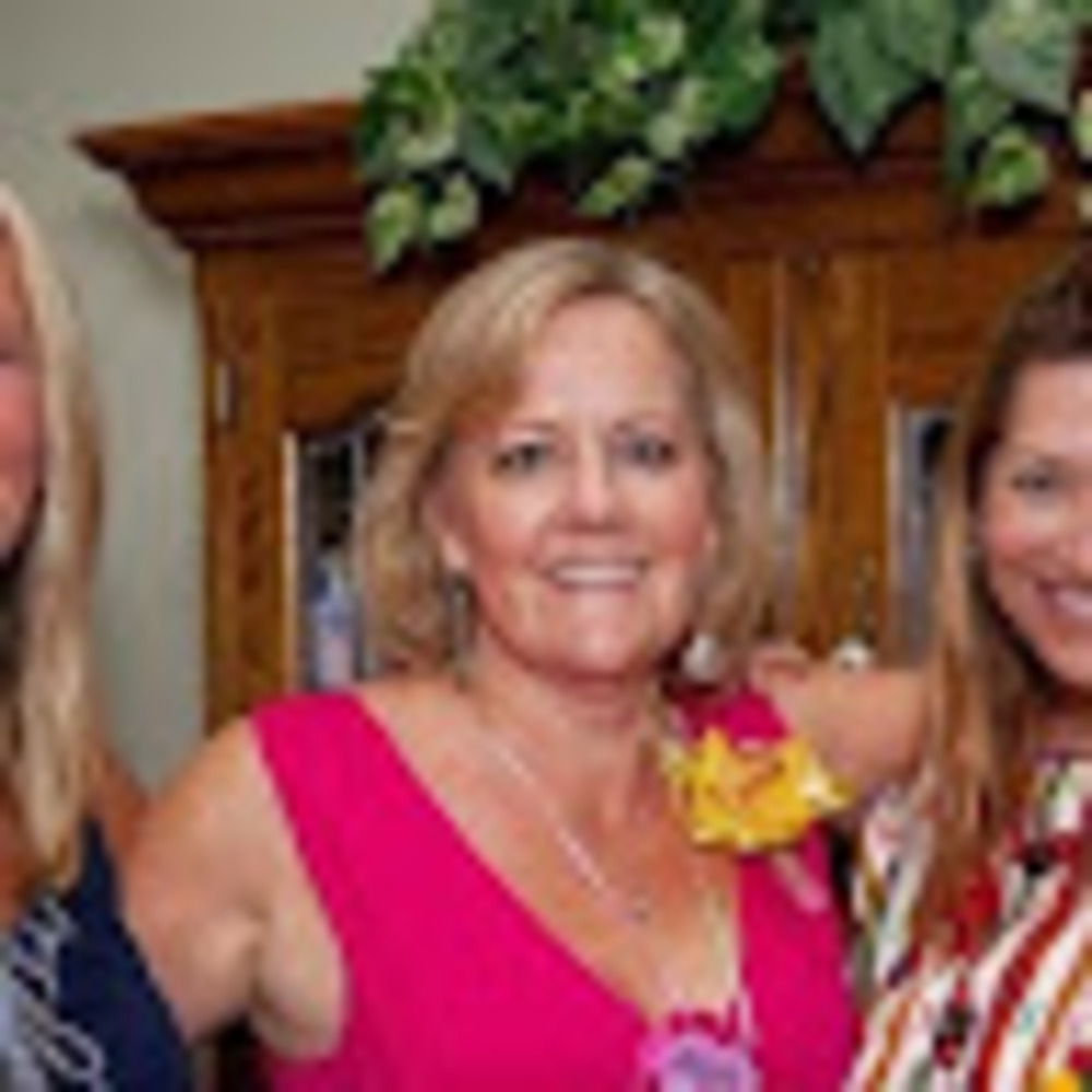 Meet your Posher, Julie